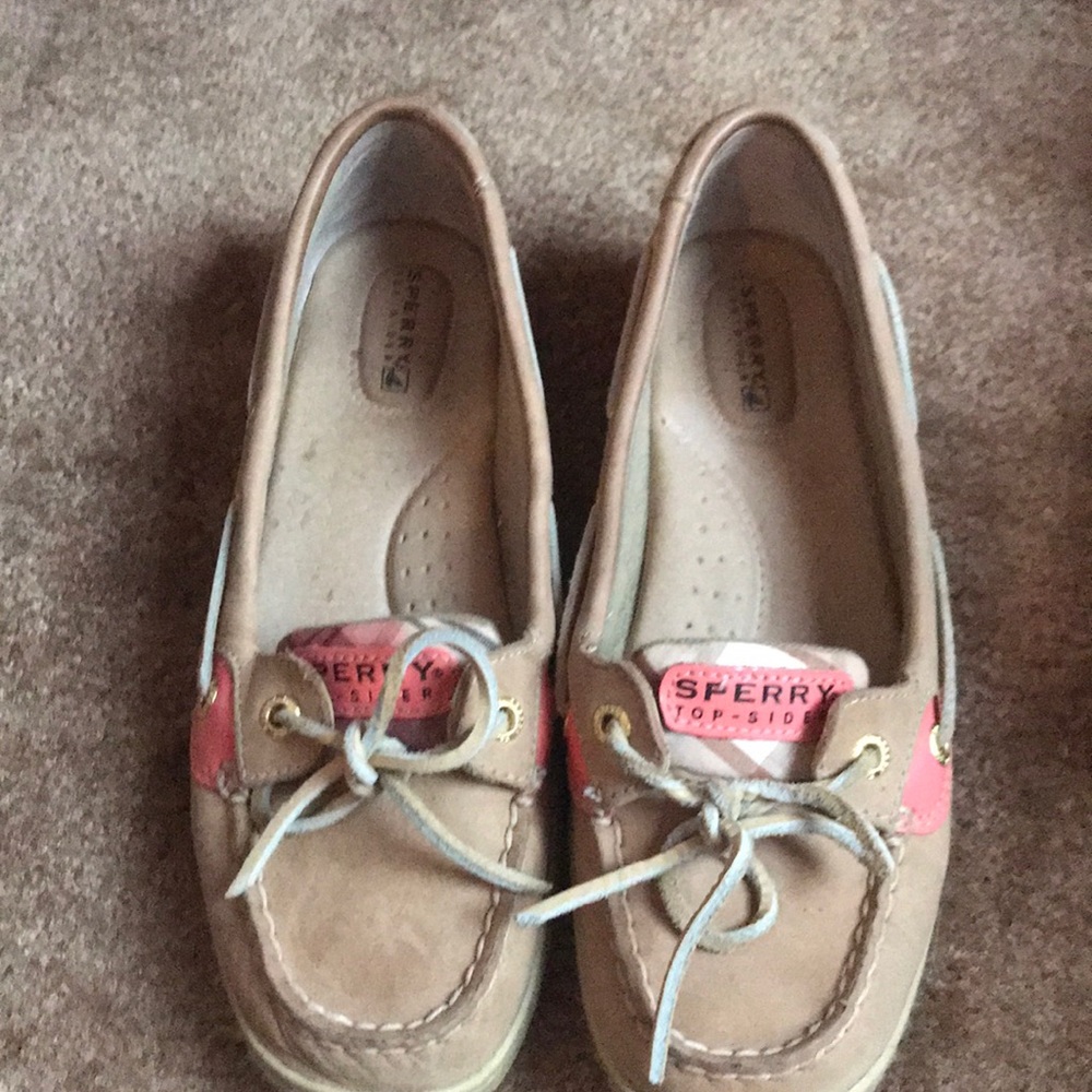 Sperry top sliders